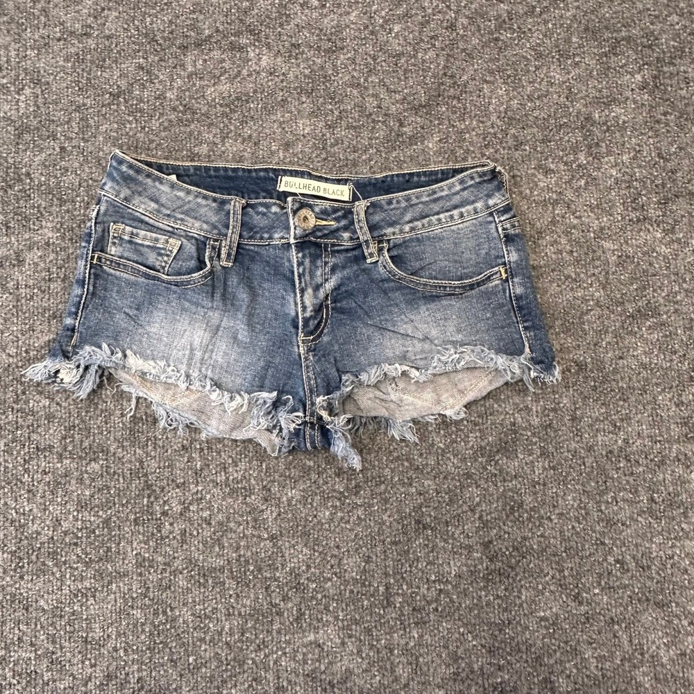 Bullhead Black Denim Shorts Womens Size 28 Blue Frayed Raw Hem Low Rise Cutoffs